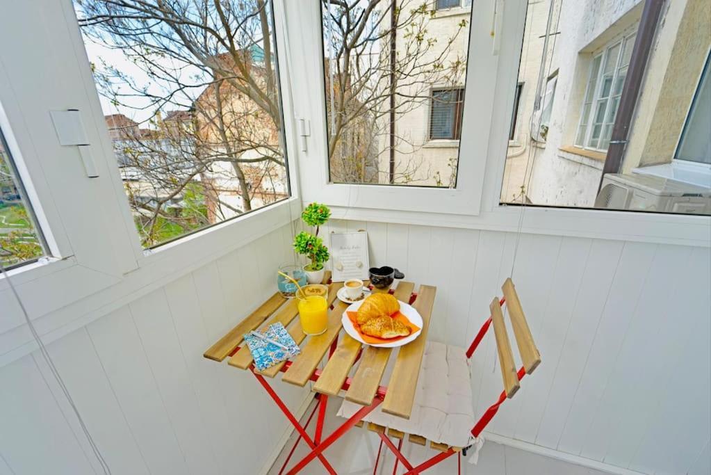 Cozy 1-Bedroom Flat In The Very Center Of Sofia Extérieur photo